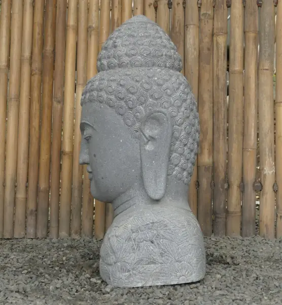 Product image 4 of the product “Buddha bust with floral carving, 55 x 40 x 80cm. Natural stone (river stone), stonemasonry ”